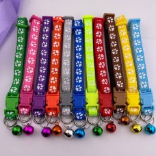 Нашийник для кота з дзвіночком та лапками — регульований, кольоровий