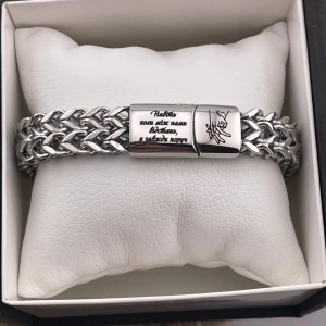 Чоловічий плетений металевий браслет з гравіюванням подарунок для коханого