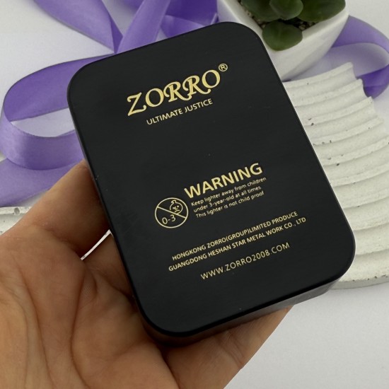 Бензинова запальничка Zorro в металевій коробочці подарунок брату