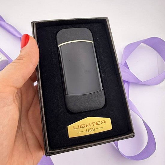 Запальничка USB з одного боку напис світиться, а з іншого може бути гравіювання