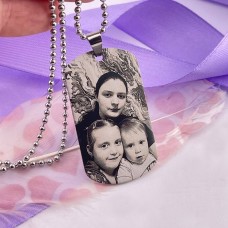 Жетон з гравіюванням фото родини – персональний пам’ятний подарунок
