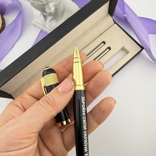 Ручка з індивідуальним лазерним гравіюванням у подарунковому футлярі